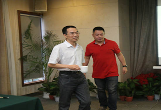 年轻人的生长离不开先进的引领，，，，，，，，感恩导师！